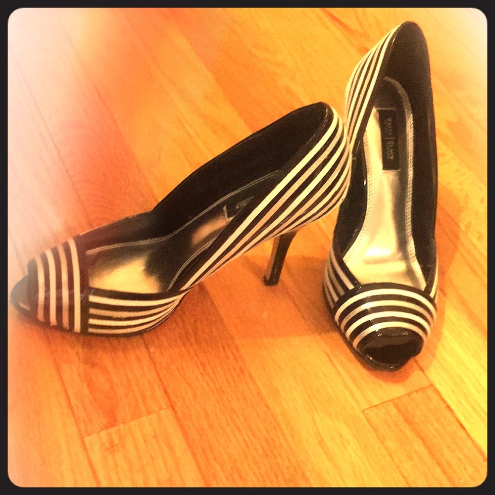 Beautiful white and black pumps